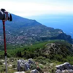 Konukevi Palazzo Lauritano 4*