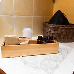 Konukevi Palazzo Lauritano 4*
