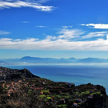 Palazzo Lauritano 3*