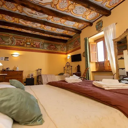 Πανσιόν Palazzo Lauritano 3*